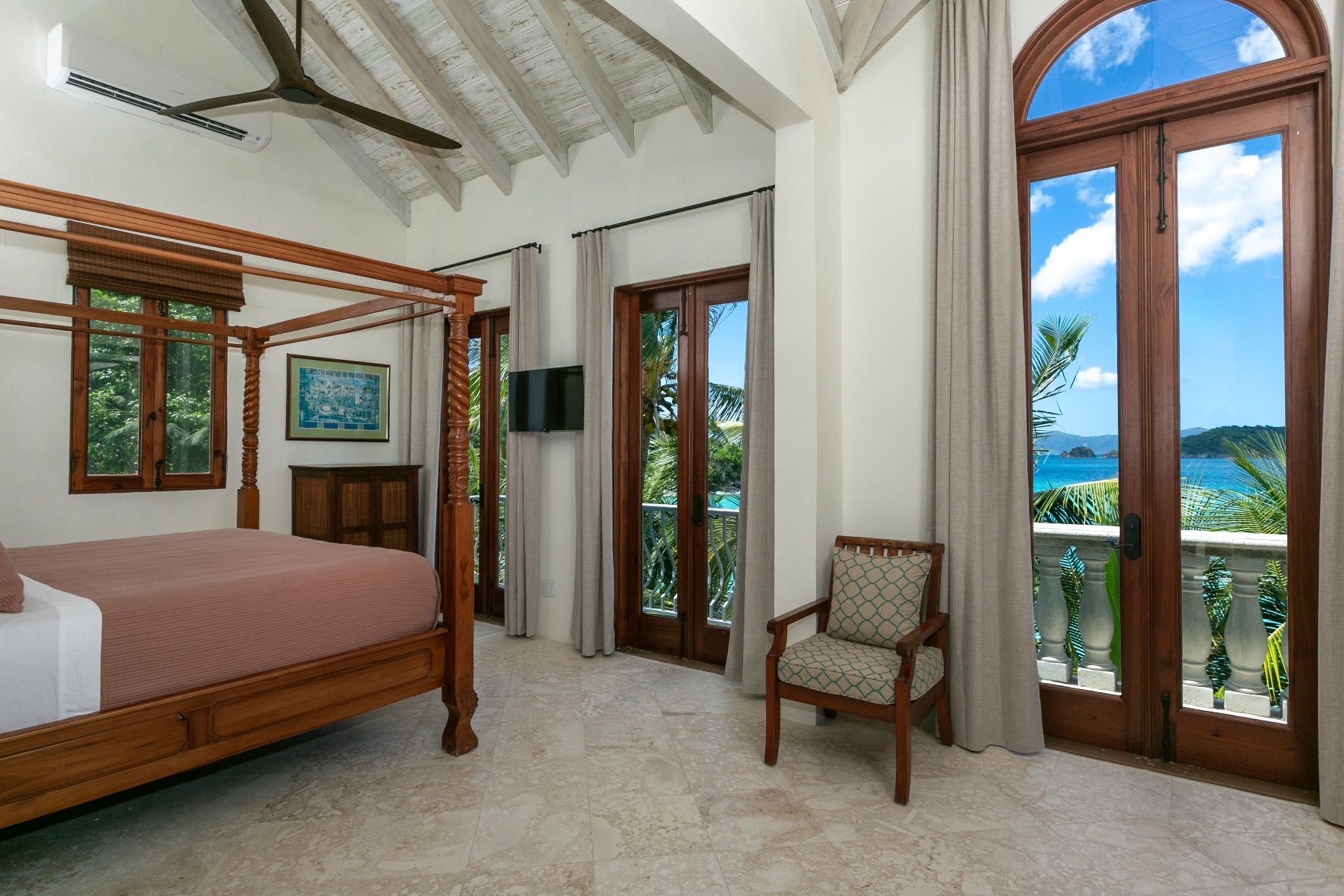 Villa La Playa villa photo.